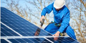 Installation Maintenance Panneaux Solaires Photovoltaïques à Le Mesnil-Aubert